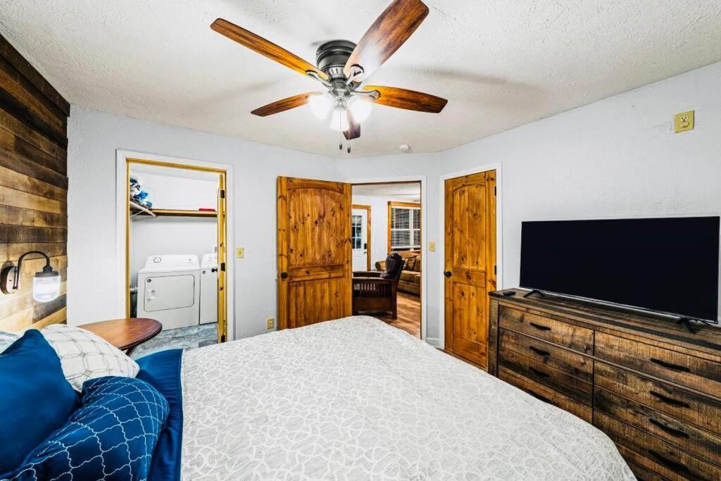 Cozy Cub Mountain Escape Villa Gatlinburg Exteriör bild
